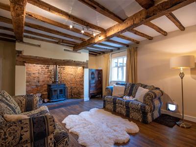 Snug Additional Photograph